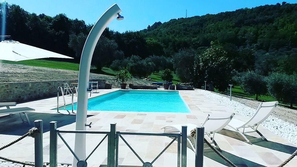 Agriturismo La Barca Nel Bosco Rosciano  Экстерьер фото